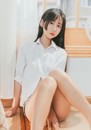《岳母韵事》电影
