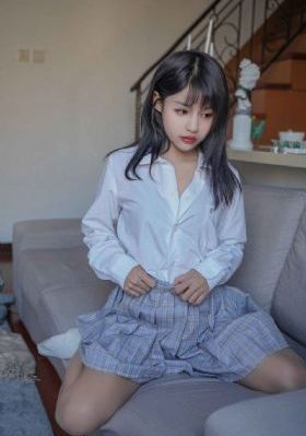 蛋糕上的草莓