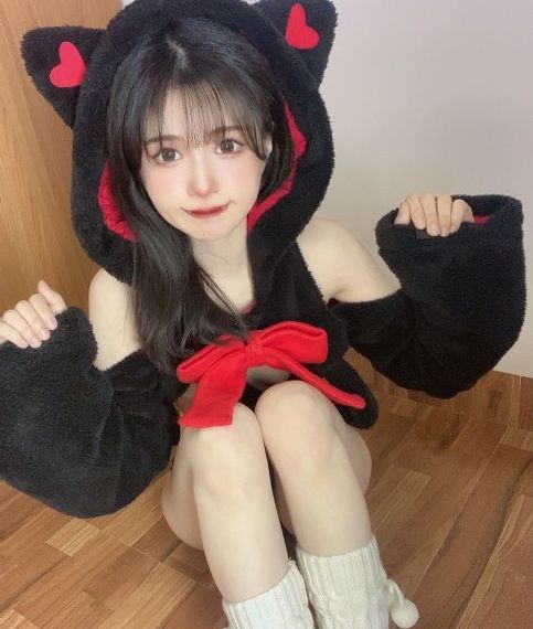 曹查理 奸魔