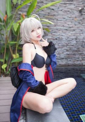 同学漂亮的未婚妻hd