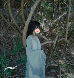加油站的6个瑞士女孩