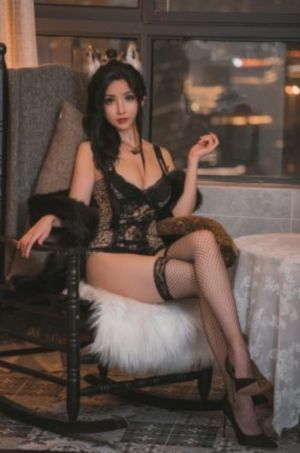 老头吃奶性行交