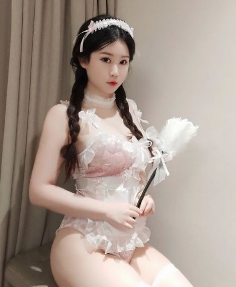 漂亮的保2韩国电影免费观看