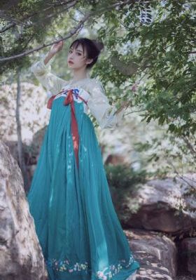 《贝利弗山的秘密》电影在线播放